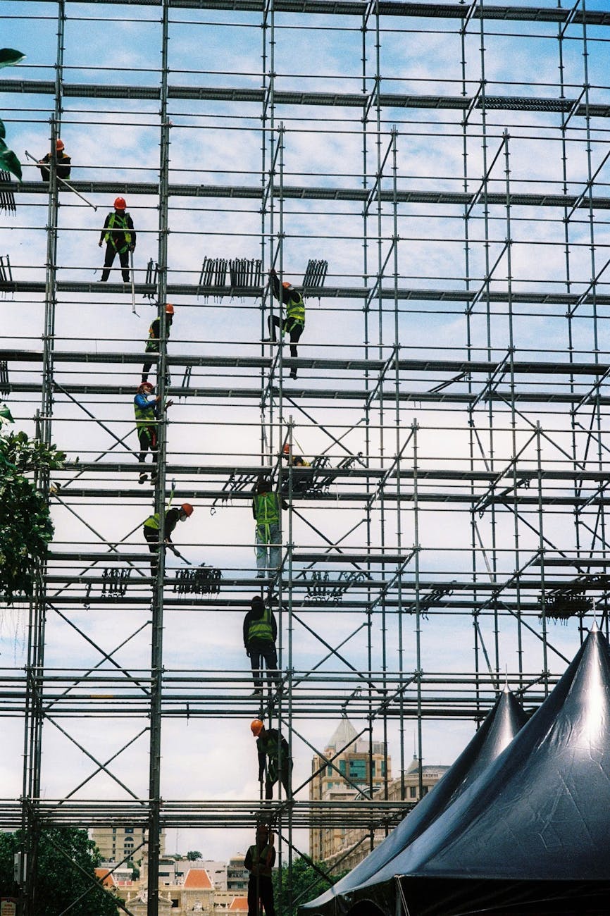 construction workers on scaffold in ho chi minh city